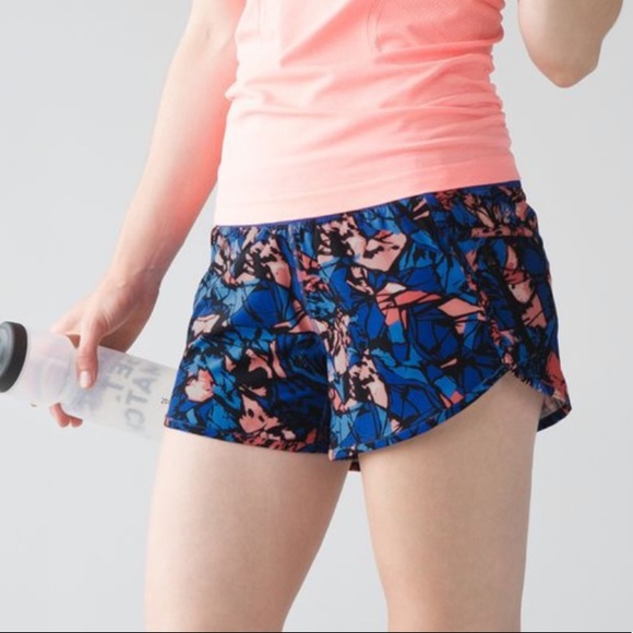 💙LULULEMON TRACKER SHORT IV 4”-PAINT STORM HARBOR BLUE MULTI/BLACK-10💙 - Picture 1 of 16